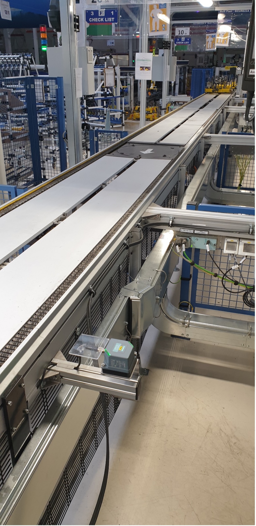 nastro trasportatore per linea di produzione automatizzata
