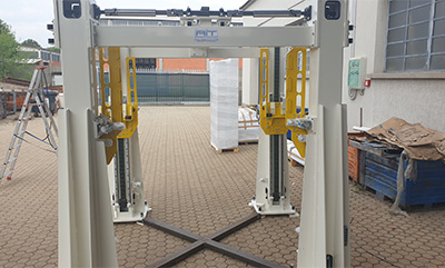 Stazione sollevamento pallet